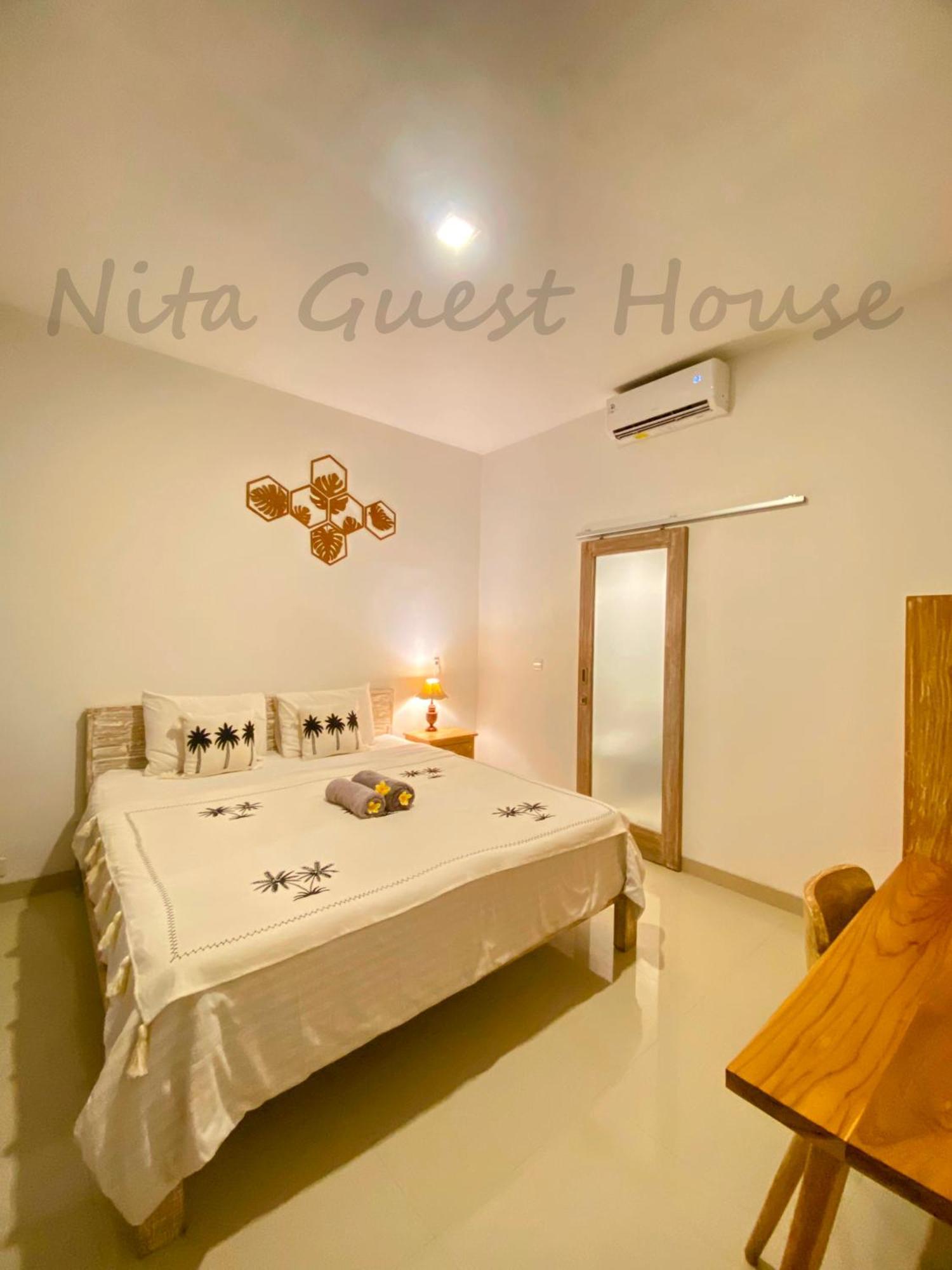 Nita Guest House Bali Canggu  Exterior photo